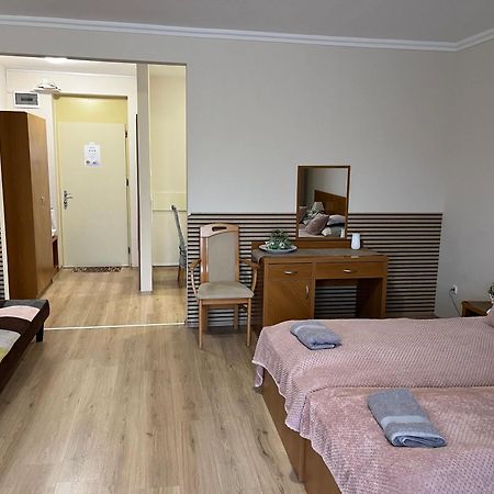 Brookforest Apartman Hajdúszoboszló Eksteriør bilde