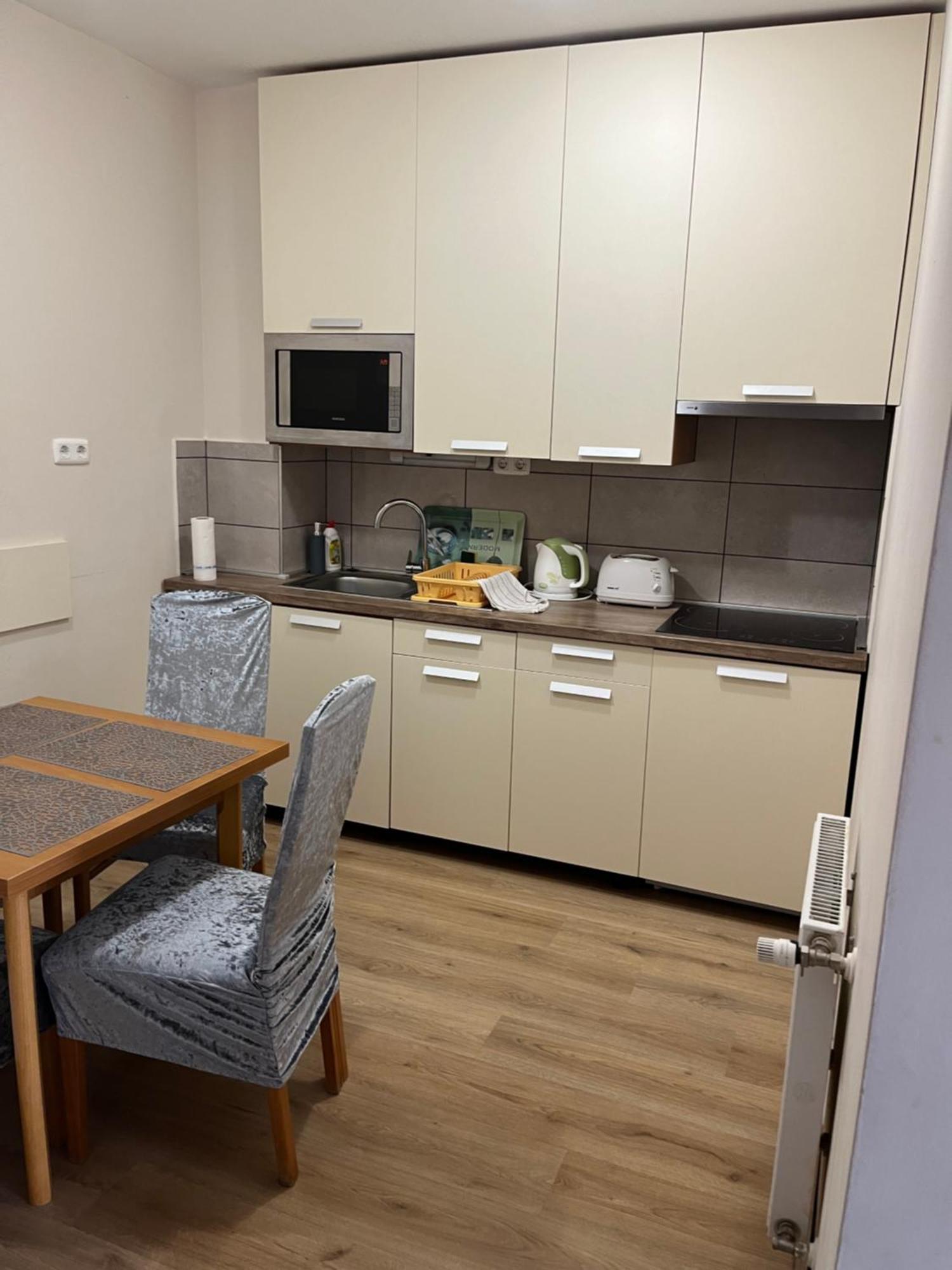Brookforest Apartman Hajdúszoboszló Eksteriør bilde